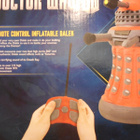 DOCTOR WHO REMOTE CONTROL DALEK (31 334) ylii 60cm korkea,pu - pikkukuva 3