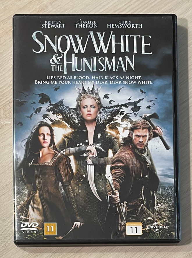 Lumikki ja metsästäjä (2012) Chris Hemsworth
