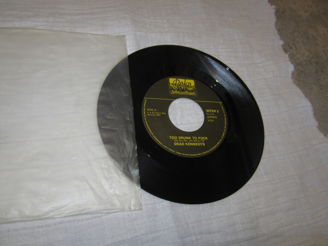Dead Kennedys – Too Drunk To Fuck ( SET II )