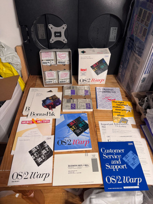 IBM OS/2 Warp 3 + BonusPak, vaurioitunut laatikko