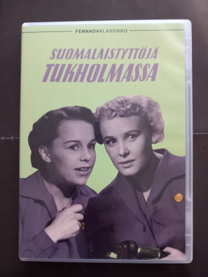 Suomalaistyttöjä Tukholmassa