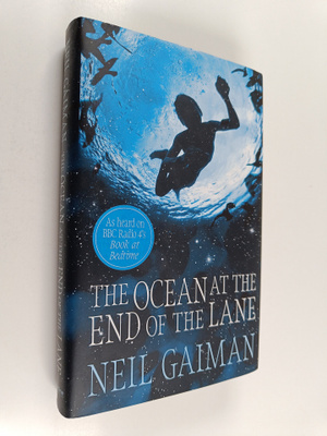 Neil Gaiman : The ocean at the end of the lane