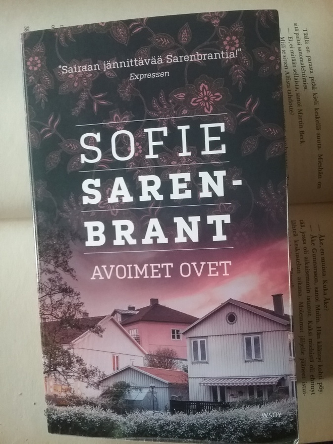 Sofie Sarenbrant - Avoimet ovet (pokkari)