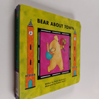Stella Blackstone : Bear about Town - pikkukuva 1