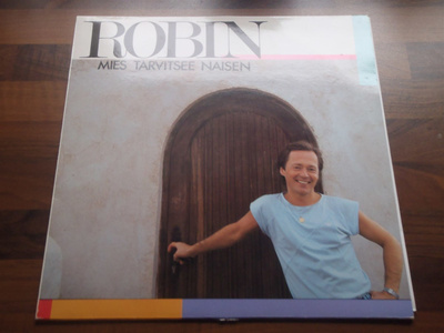 Esa ”ROBIN” Simonen - MIES TARVITSEE NAISEN . LP