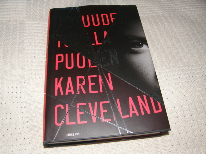 Karen Cleveland Totuuden tuolla puolen  -sid