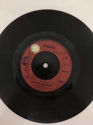 (7") Chaos – Down At The Club