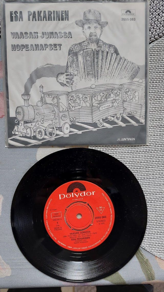 7" Esa Pakarinen: Vaasan junassa / Hopeahapset
