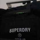 Uudenveroinen musta Superdry toppatakki koko 42 - pikkukuva 3