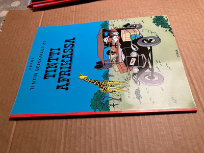 TINTIN SEIKKAILUT 21 TINTTI AFRIKASSA HIENO