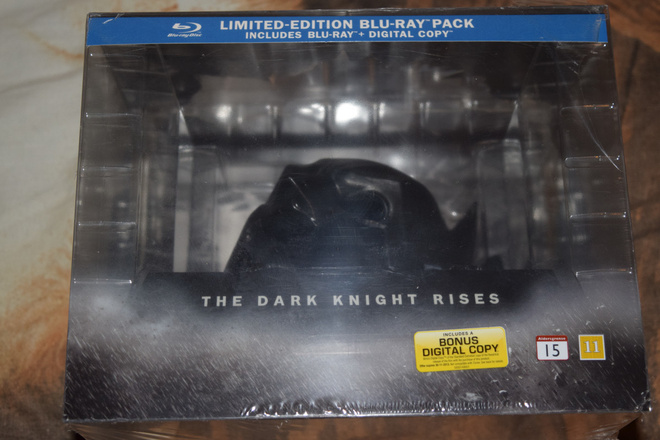 Dark knight rises blu-ray cowl mask edition