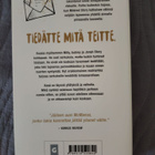 Karen M. McManus: Kolme pahan perii - pikkukuva 2