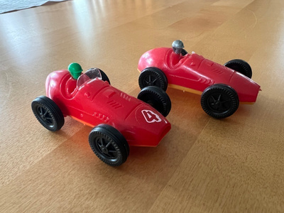 Neppis Autot 2 kpl