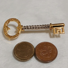 Givenchy Pin solki Gold Tone Key - pikkukuva 1