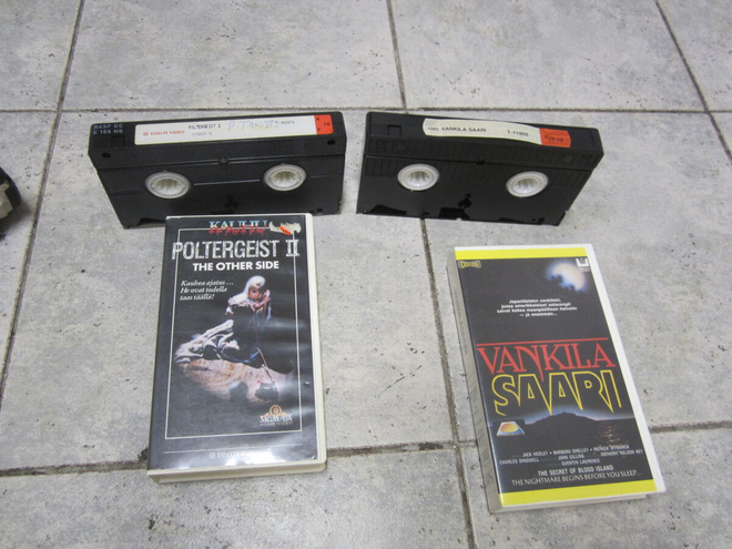 POLTERGEIST !! & VANKILASAARI ; VHS