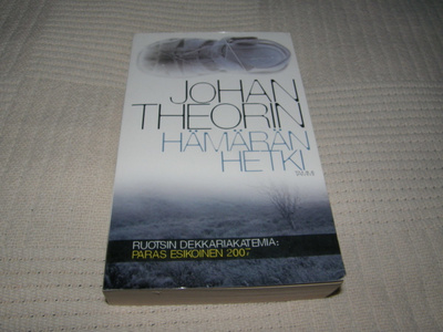 Johan Theorin Hämärän hetki -pok