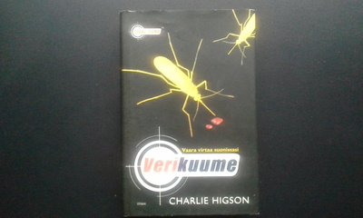 Verikuume, kovakantinen kirja 348s (Charlie Higson 2007)