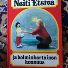 Neiti etsivä ja kolminkertainen konnuus Carolyn Keene - pikkukuva 1