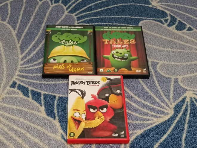 Piggy Tales Ja Angry Birds DVD