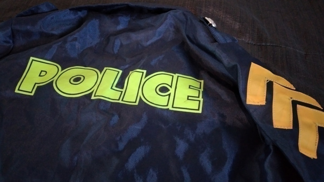 Poliisitakki