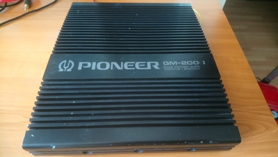 Pioneer GM-2000 vahvistin 2x100W