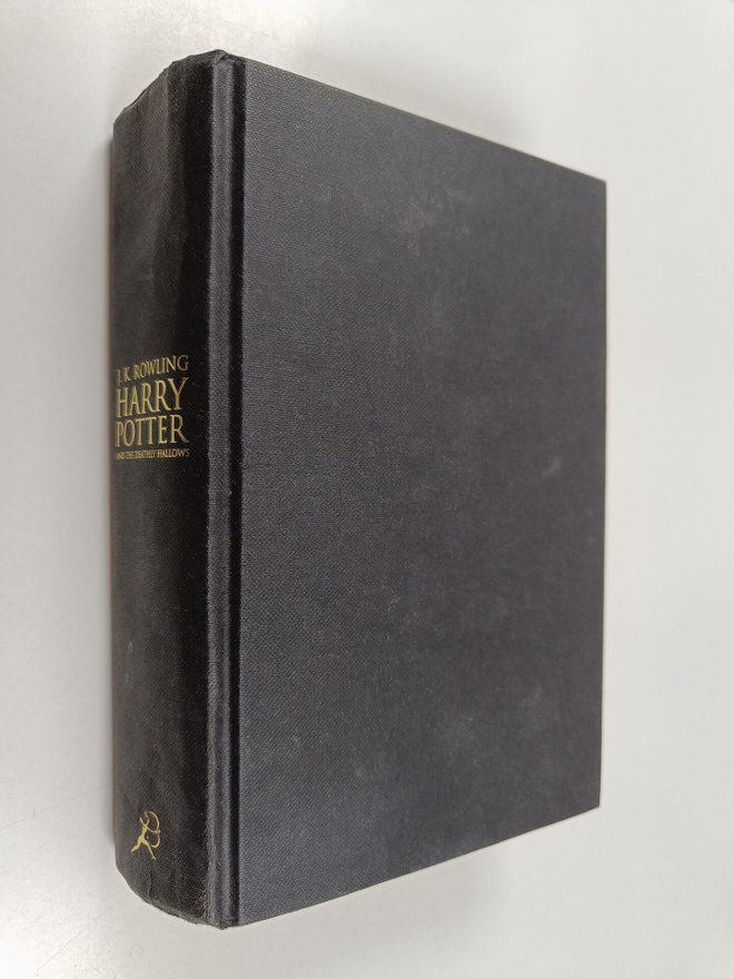 J. K. Rowling : Harry Potter and the deathly hallows