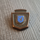 Arkadian Yhteislyseo, lukkoneulamerkki. AYL 1927 - pikkukuva 1