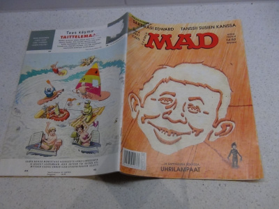MAD  N0: 6   1991, TANSSII SUSIEN KANSSA ....