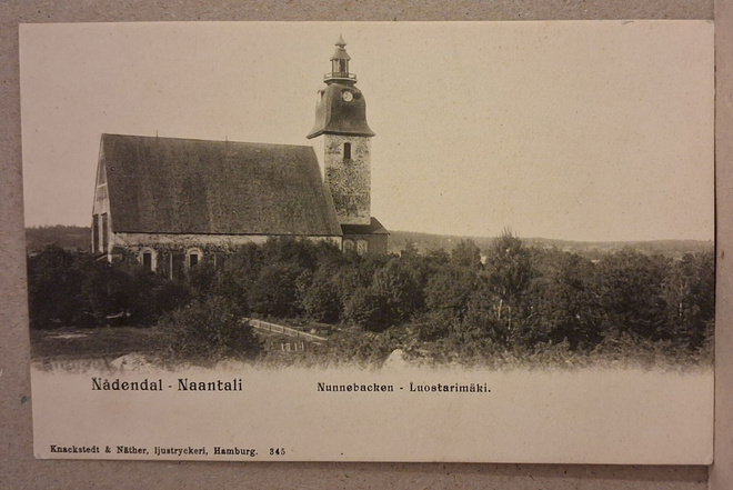 Naantali: Luostarimäki *** (327)