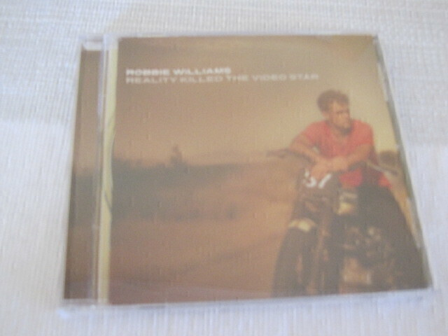 Robbie Williams Reality killed the video star cd muoveissa
