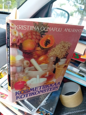 Ounapuu : Kosmetiikkaa kotikonstein ( SIS POSTIKULU )