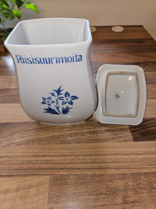 Arabia sininen kukka sarjan riisisuurimo purkki