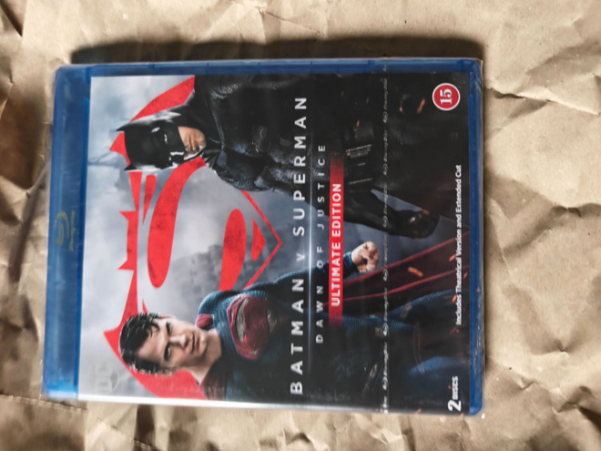 Blu-ray // Batman v Superman: Ultimate Edition - uusi -