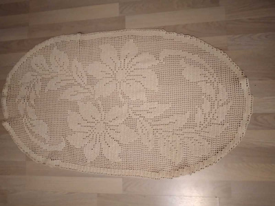 Ovaalin muotoinen liina 65x110