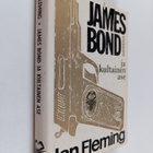 Jan Fleming : James Bond ja kultainen ase - pikkukuva 1
