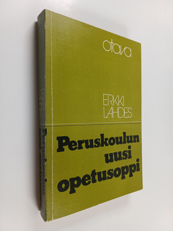 Erkki Lahdes : Peruskoulun uusi opetusoppi