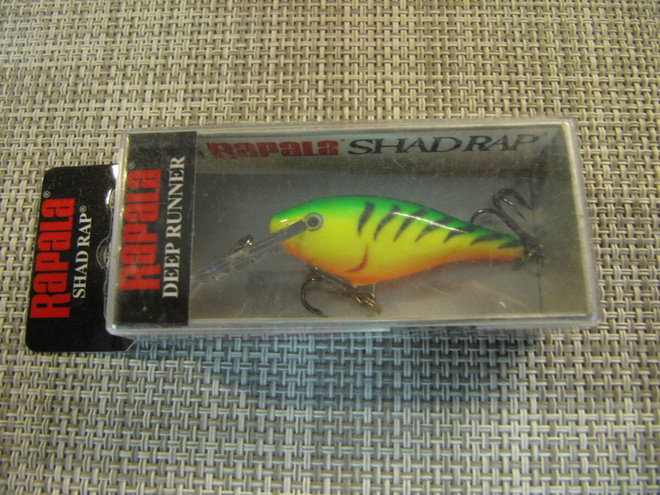 Rapala  Shad Rap SR-4 vaappu.