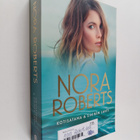 Nora Roberts : Kotisatama ; Sininen lahti (yhteisnide) - pikkukuva 1