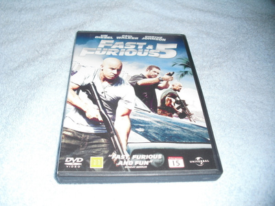 FAST & FURIOUS 5 (Paul Walker)***