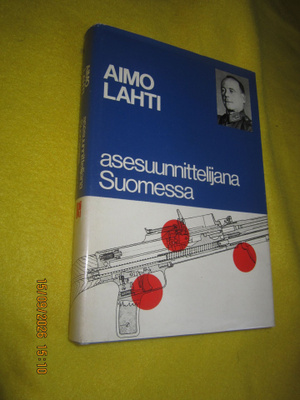 Aimo Lahti: Asesuunnittelijana Suomessa (1970) HIENOKUNTO