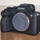 Sony A7 IV - ILCE-7M4 - runko - pikkukuva 4
