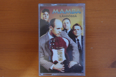 Mamba:Lähdössä C-kasetti.