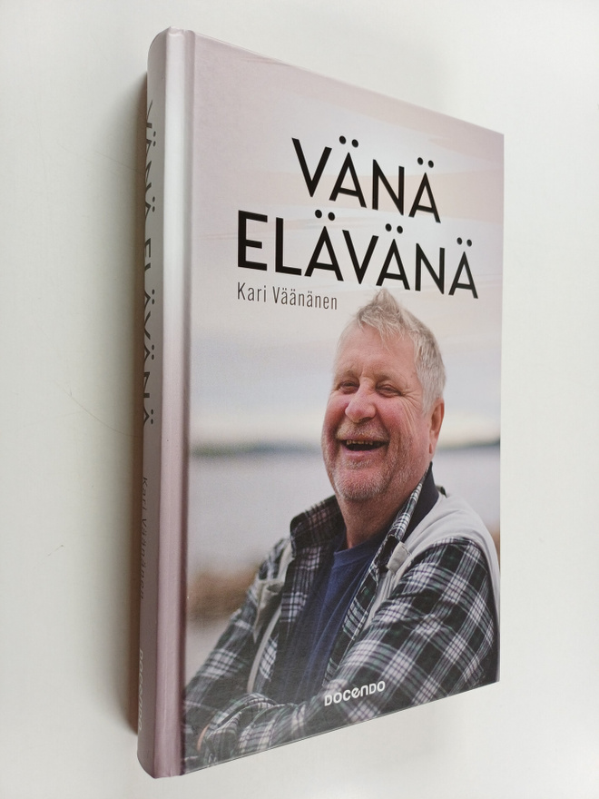 Kari Väänänen : Vänä elävänä