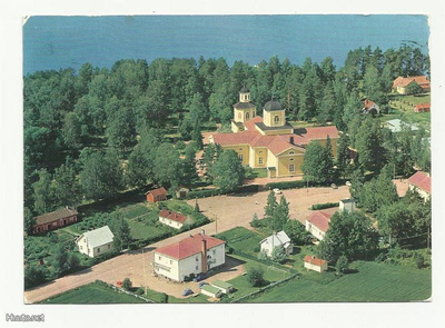 Maaninka: ilmakuva, kirkko (T:mi Karhumäki 1244 väri)