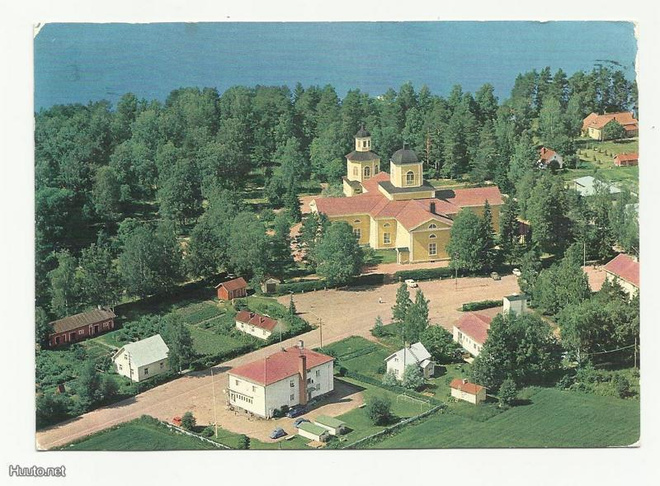 Maaninka: ilmakuva, kirkko (T:mi Karhumäki 1244 väri)