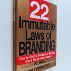 Al Ries : The 22 immutable laws of branding : how to buil... - pikkukuva 1
