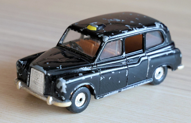 CORGI, Austin London Taxi (Made in GT Britain)