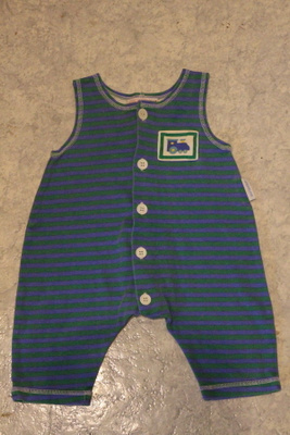 ISO 60-70cm vaatepaketti n.50kpl; RETROA, Marimekkoa ym.