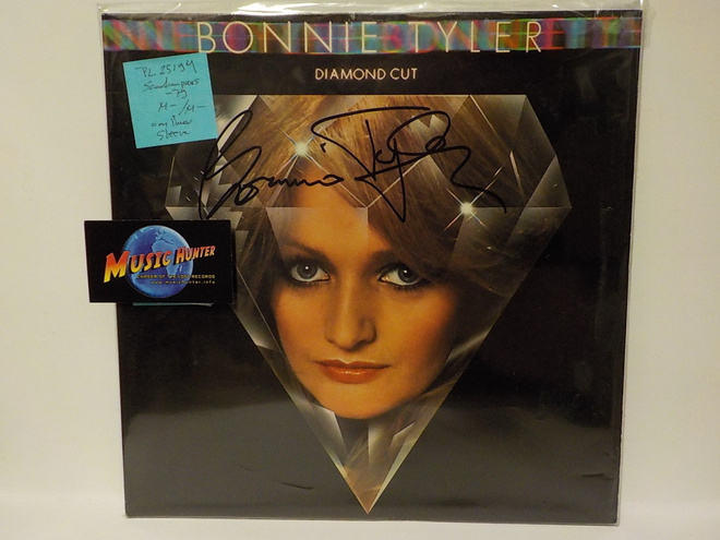 BONNIE TYLER - DIAMOND CUT M-/M- LP + NIMIKIRJOITUS