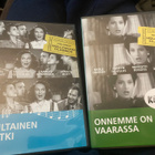 Onnemme on vaarassa ja Kuktainen hetki - pikkukuva 1
